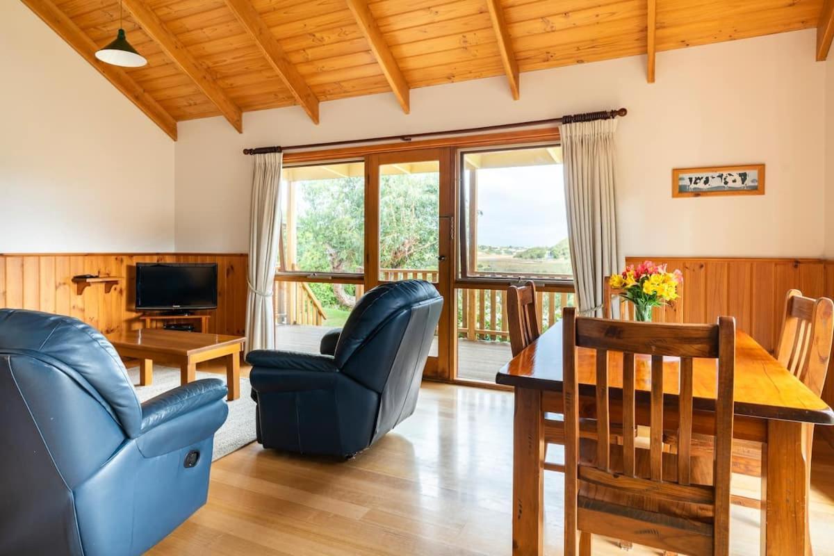 Daysy Hill Country Cottages Порт-Кэмпбелл Номер фото